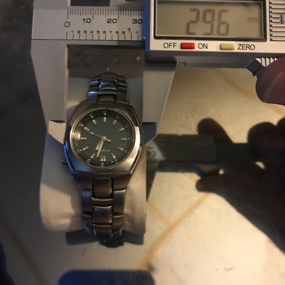 Functioning Fossil Blue Watch - Picture 5 of 8